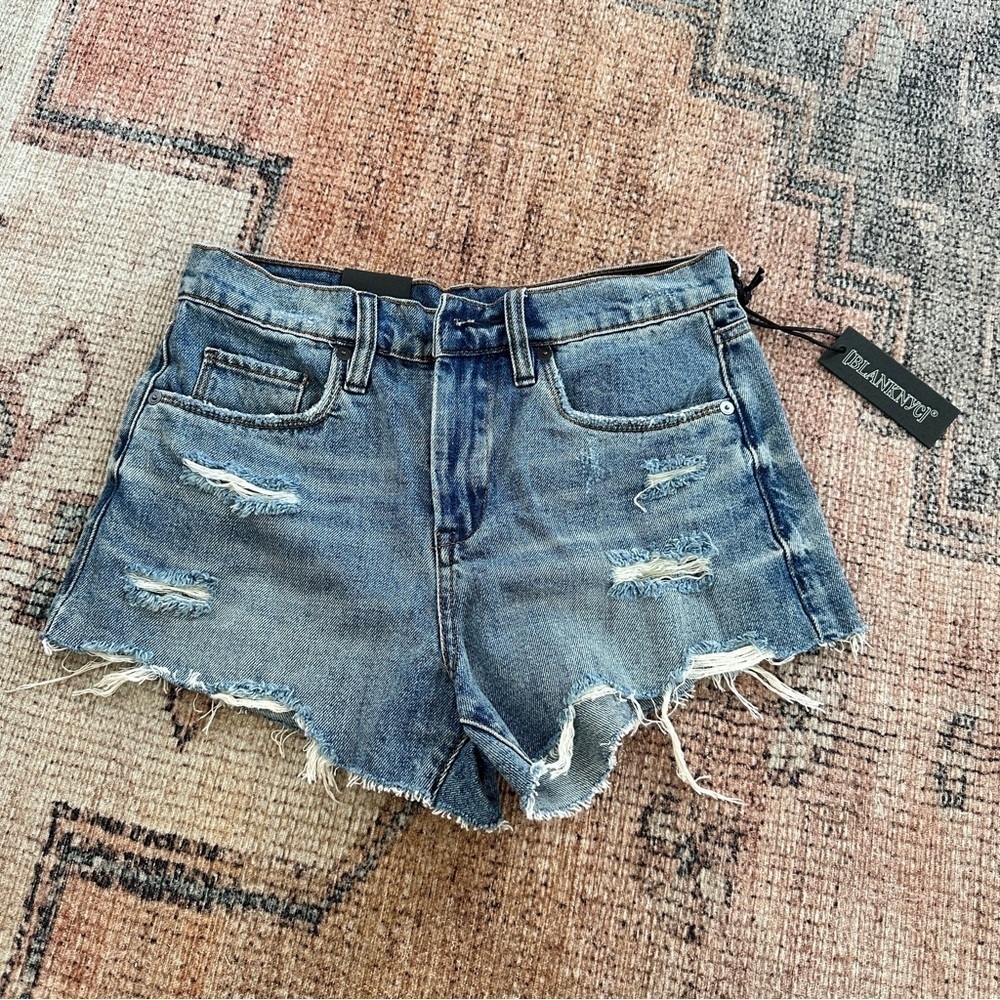 NWT Blank NYC Barrow Top Notch Distressed Shorts sz 26